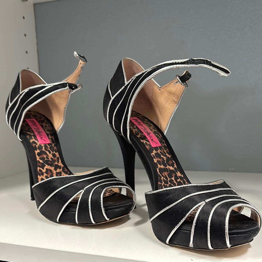 Betsey Johnson Black and White Art Deco Heels